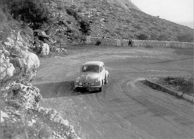 Daligand - Gil
19º Rallye Monte-Carlo 1949. Renault 4cv. Clasificado 57º.@
Palabras clave: Renault;Montecarlo;1949