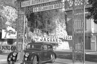 L. Peleman - Lucien Crapez
19º Rallye Automobile de Monte-Carlo 1949. Talbot-Lago Record (603277). Clasificado 98º.

Del 24 al 30 de Enero, Monte-Carlo.

Superficie: asfalto - nieve.

Tomaron la salida 203 equipos, finalizaron 166.@
Palabras clave: Talbot;Lago;Record;Montecarlo;1949