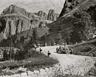 Donald M. Healey - Ian Appleyard
12º Rally Coupe del Alpes 1949, Healey Silverstone, Clasificado 3º@
Palabras clave: Healey;Alpes;1949