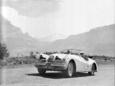 H. Sutcliffe y Esposa
14º Rally Coupe des Alpes 1951, Jaguar XK120 Roadster, Retirado@
Palabras clave: Jaguar;Alpes;1951