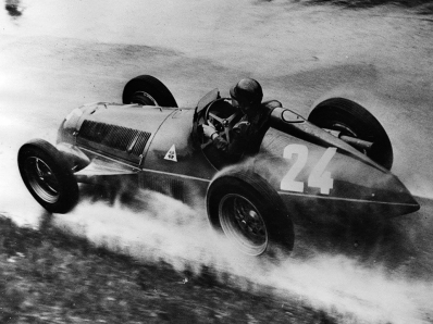 11º Gran Premio de Suiza (1951)
Para mas informacion [url=http://wp.me/p74eqQ-dE] Clic en la foto o aqui si esta azul[/url]
For more information [url=http://wp.me/p74eqQ-dE] Click on the picture or here if blue [/url]
