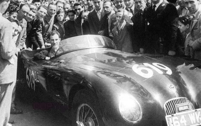 Stirling Moss - Norman Dewis
19 Mille Miglia 1952. Jaguar C-Type. Abandonó.

Organizador: Automobile Club di Brescia.

El 4 de Mayo.
@
Palabras clave: Jaguar;Mille_Miglia;1952