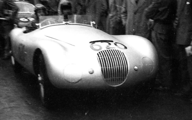 Pezzoli - Cazzulani
19 Mille Miglia 1952. Biondetti Special. Abandonó.

Organizador: Automobile Club di Brescia.

El 4 de Mayo.
@
Palabras clave: Jaguar;Mille_Miglia;1952