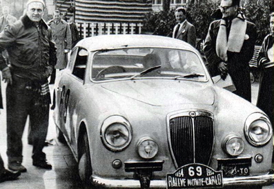 Louis Chiron - Ciro Basadonna
14º Rallye Automobile de Monte-Carlo 1954. Lancia Aurelia B20 GT. Clasificado 1º.

Del 18 al 25 de Enero, Monaco.
Superficie: asfalto - nieve.

Tomaron la salida 402 equipos, finalizaron 329.@
Palabras clave: Lancia;Aurelia;Montecarlo;1954