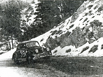 André Blanchard - Marcel Lecoq
14º Rallye Automobile de Monte-Carlo 1954. Panhard Dyna X86 Cabriolet. Clasificado 3º.

Del 18 al 25 de Enero, Monaco.
Superficie: asfalto - nieve.

Tomaron la salida 402 equipos, finalizaron 329.@
Palabras clave: Panhard;Montecarlo;1954