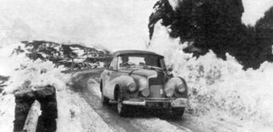 Stirling Moss - John Cutts
17º Rally Coupe del Alpes 1954, Sunbeam Alpine, Clasificado 10º@
Palabras clave: Sunbeam;Alpes;1954