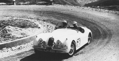 Eric Haddon - Charles Vivian
17º Rally Coupe del Alpes 1954, Jaguar XK120 Roadster, Clasificado 18º@
Palabras clave: Jaguar;Alpes;1954