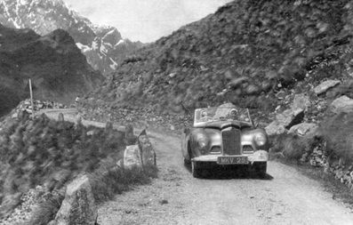 Sheila van Damm - Ann Hall
17º Rally Coupe del Alpes 1954, Sunbeam Alpine@
Palabras clave: Sunbeam;Alpes;1954