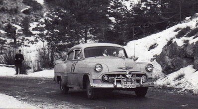 Johnny Pesmazoglou - Giorgios Paspatis
14º Rallye Automobile de Monte-Carlo 1954. Chevrolet 3.9l (75-OOO). Clasificado 247º.

Del 18 al 25 de Enero, Monaco.
Superficie: asfalto - nieve.

Tomaron la salida 402 equipos, finalizaron 329.@
Palabras clave: Chevrolet;Montecarlo;1954