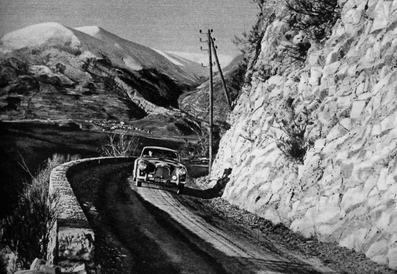 Maurice Gatsonides - M.Becquar
14º Rallye Automobile de Monte-Carlo 1955. Aston Martin DB2/4 (55 DMF). Clasificado 7º.

Del 17 al 20 de Enero, Monaco.
Superficie: asfalto - nieve.

Tomaron la salida 319 equipos, finalizaron 272.@
Palabras clave: Aston_Martin;Montecarlo;1955