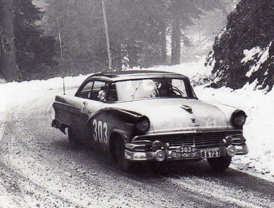 Iwan Hartley - Valter Karlsson
16º Rallye Monte-Carlo 1956. Ford V8 Fairlane. Clasificado 64º.@
Palabras clave: Ford;Fairlane;Montecarlo;1956;nieve