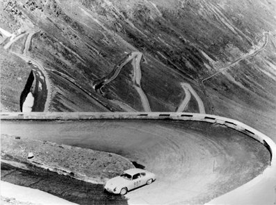 Bernard Consten - Roger de Lageneste
19º Rally Coupe del Alpes 1958, Alfa Romeo Giulietta SZ, Clasificado 1º@
Palabras clave: Alfa_Romeo;Alpes;1958