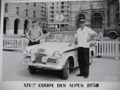 George Hartwell - Ian Lewis "Tiny"
19º Critérium International de la Montagne - Coupe des Alpes 1958. Sunbeam Rapier (RU3). Clasificado 17º.

Del 7 al 12 de Julio, Marseille-Brescia-Les Gets-Marseille.
Superficie: asfalto - tierra.

Tomaron la salida 55 equipos, finalizaron 25.@
Palabras clave: Sunbeam;Alpes;1958