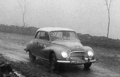 Siegfried Eikelmann - Hans Wencher
28º Rallye Automobile de Monte-Carlo 1959. DKW. Clasificado 7º.

Del 19 al 25 de Enero, Monaco.
Superficie: asfalto - nieve.

El Rally tenía un total de 3486.00 km incluyendo tramos de enlace.
Desconocemos de cuantos kilómetros cronometrados constaba la prueba.

Se inscribieron 345 equipos, tomaron la salida 322, finalizaron 186.@
Palabras clave: DKW;Montecarlo;1959
