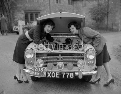 Pat Moss-Carlsson - Ann Wisdom-Riley
28º Rallye Automobile de Monte-Carlo 1959. Austin A40 (XOE 778). Clasificada 10º.

Del 19 al 25 de Enero, Monaco.
Superficie: asfalto - nieve.

El Rally tenía un total de 3486.00 km incluyendo tramos de enlace.
Desconocemos de cuantos kilómetros cronometrados constaba la prueba.

Se inscribieron 345 equipos, tomaron la salida 322, finalizaron 186.@
Palabras clave: Pat_Moss-Carlsson;1959;Austin;Montecarlo;Personajes;mujeres;Womens