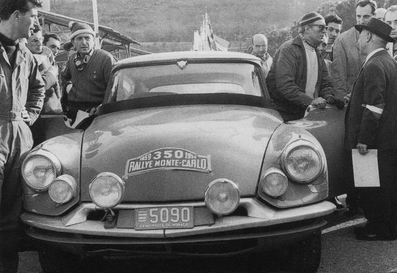  Louis Chiron -  Robert Berger
28º Rallye Automobile de Monte-Carlo 1959. Citröen DS 19. Clasificado 77º.

Del 19 al 25 de Enero, Monaco.
Superficie: asfalto - nieve.

El Rally tenía un total de 3486.00 km incluyendo tramos de enlace.
Desconocemos de cuantos kilómetros cronometrados constaba la prueba.

Se inscribieron 345 equipos, tomaron la salida 322, finalizaron 186.@
Palabras clave: Citroen;Montecarlo;1959;Personajes