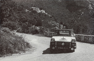 Tiny Lewis - Tony Nash
21º Coupe des Alpes 1960. Triumph Herald. Abandonó, desconocemos el motivo.

Del 26 al 30 de Junio, Marseille - Bormio - Chamonix - Cannes.

Desconocemos de cuantos kilómetros constaba la prueba.

Tomaron la salida 64 equipos, finalizaron 39.@
Palabras clave: Triumph;Alpes;1960