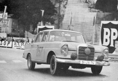Eugen Böhringer - Lang
31º Rallye Automobile de Monte-Carlo 1962. Mercedes-Benz 220 SE (S-JX 74). Clasificado 2º.

Del 20 al 25 de Enero, Monte-Carlo.
Superficie: asfalto - nieve.

Tomaron la salida 313 equipos, finalizaron 247.@
Palabras clave: Mercedes;Montecarlo;1962