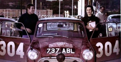 Pat Moss-Carlsson - Ann Wisdom-Riley
31º Rallye Automobile de Monte-Carlo 1962. Mini Morris Cooper (737 ABL). Clasificada 26ª y 1ª en Copa de Damas.

Del 20 al 25 de Enero, Monte-Carlo.
Superficie: asfalto - nieve.

Tomaron la salida 313 equipos, finalizaron 247.@
Palabras clave: Pat_Moss-Carlsson;Mini;Montecarlo;1962;Personajes;parque_cerrado;Mujeres;Womens