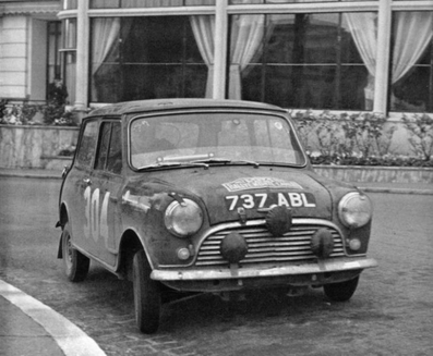 Pat Moss-Carlsson - Ann Wisdom-Riley
31º Rallye Automobile de Monte-Carlo 1962. Mini Morris Cooper (737 ABL). Clasificada 26ª y 1ª en Copa de Damas.

Del 20 al 25 de Enero, Monte-Carlo.
Superficie: asfalto - nieve.

Tomaron la salida 313 equipos, finalizaron 247.@
Palabras clave: Pat_Moss-Carlsson;Mini;Montecarlo;1962;Mujeres;Womens