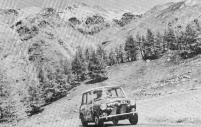 Rauno August Aaltonen - Tony Ambrose
24º Coupe des Alpes 1963. Morris Mini Cooper 1071 S (277-EBL) Clasificado 2º.

Del 20 al 25 de Junio, Marseille - Chamonix - Milan - Marseille.
Superficie: asfalto.

Tomaron la salida 79 equipos, finalizaron 24.@
Palabras clave: Mini;Alpes;1963