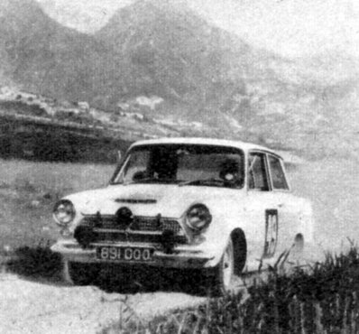 David Seigle-Morris - Barry Hercock
24º Coupe des Alpes 1963. Ford Cortina GT. Clasificado 4º.

Del 20 al 25 de Junio, Marseille - Chamonix - Milan - Marseille.
Superficie: asfalto.

Tomaron la salida 79 equipos, finalizaron 24.@
Palabras clave: Ford;Alpes;1963