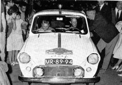 Rob Slotemaker - Frits Honhof
24º Coupe des Alpes 1963. DAF 44 (MR-89-94). Clasificado 24º.

Del 20 al 25 de Junio, Marseille - Chamonix - Milan - Marseille.
Superficie: asfalto.

Tomaron la salida 79 equipos, finalizaron 24.@
Palabras clave: DAF;Alpes;1963