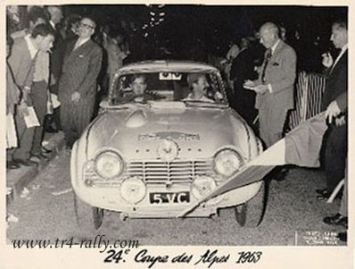 Jean Jacques Thuner - John Gretener 
24º Coupe des Alpes 1963. Triumph TR 4 (5CV). Abandonó por el embrague.

Del 20 al 25 de Junio, Marseille - Chamonix - Milan - Marseille.
Superficie: asfalto.

Tomaron la salida 79 equipos, finalizaron 24.@
Palabras clave: Triumph;Alpes;1963