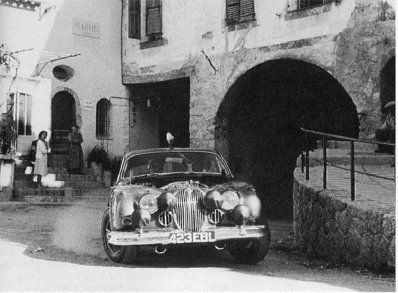 Dan Margulies - John Brown
24º Coupe des Alpes 1963. Jaguar Mk2 3.8 (423 EBL). Abandonó.

Del 20 al 25 de Junio, Marseille - Chamonix - Milan - Marseille.
Superficie: asfalto.

Tomaron la salida 79 equipos, finalizaron 24.@
Palabras clave: Jaguar;Alpes;1963