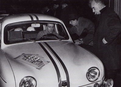 Claude Ballot-Léna - R. Dassonville
32º Rallye Automobile de Monte-Carlo 1963. Renault Dauphine 1093. Abandonó.

Del 20 al 24 de Enero, Monte-Carlo.
Superficie: asfalto - nieve.

Tomaron la salida 296 equipos, finalizaron 96.@
Palabras clave: Renault;Dauphine;Montecarlo;1963