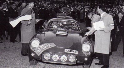 Luciano Massoni - Silvano Stefani
32º Rallye Automobile de Monte-Carlo 1963. Lancia Flaminia GT (TO-340516). Abandonó.

Del 20 al 24 de Enero, Monte-Carlo.
Superficie: asfalto - nieve.

Tomaron la salida 296 equipos, finalizaron 96.@
Palabras clave: Lancia;Flaminia;Montecarlo;1963