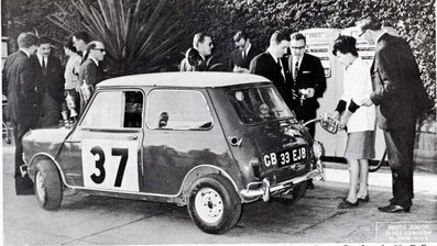 Paddy Hopkirk - Henry Liddon
33º Rallye Automobile de Monte-Carlo 1964. BMC Mini Cooper S (33 EJB). Clasificado 1º.
Copiloto Henry Liddon.

Del 18 al 21 de Enero, Monte Carlo.
Superficie: asfalto - nieve.

Se inscribieron 306 equipos, tomaron la salida 299, finalizaron 163.@
Palabras clave: Mini;Montecarlo;1964