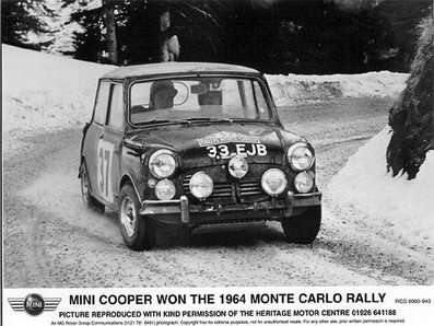 Paddy Hopkirk - Henry Liddon
33º Rallye Automobile de Monte-Carlo 1964. BMC Mini Cooper S (33 EJB). Clasificado 1º.
Copiloto Henry Liddon.

Del 18 al 21 de Enero, Monte Carlo.
Superficie: asfalto - nieve.

Se inscribieron 306 equipos, tomaron la salida 299, finalizaron 163.@
Palabras clave: Mini;Montecarlo;1964;Nieve