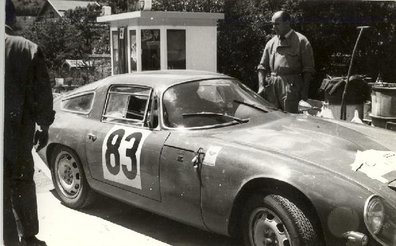 Jean Rolland - Gabriel Augius
25º Coupe des Alpes 1964. Alfa Romeo Giulia TZ (2945 QD 75). Clasificado 1º.

Del 22 al 27 de Junio, Marseille - Grenoble - Monte-Carlo.
Superficie: asfalto.

La prueba constaba 10 tramos cronometrados.
Incluyendo tramos de enlace y cronometrados tenía un total de 3412.00 km.

Tomaron la salida 73 Equipos, finalizaron 25.@
Palabras clave: Alfa_Romeo;Alpes;1964