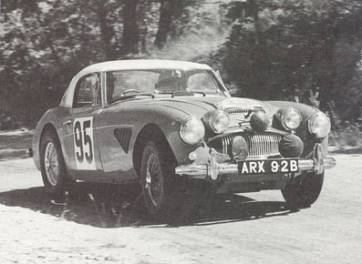 Jude Morley Donald - Erle Morley Godfrey
25º Coupe des Alpes 1964. Austin-Healey 3000 (ARX 92B). Clasificado 2º.

Del 22 al 27 de Junio, Marseille - Grenoble - Monte-Carlo.
Superficie: asfalto.

La prueba constaba 10 tramos cronometrados.
Incluyendo tramos de enlace y cronometrados tenía un total de 3412.00 km.

Tomaron la salida 73 Equipos, finalizaron 25.@
Palabras clave: Austin;Alpes;1964