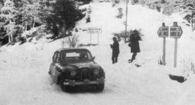 Erik Carlsson - Gunnar Palm
33º Rallye Automobile de Monte-Carlo 1964. Saab 94. Clasificado 3º.
Se inscribieron 306 equipos, tomaron la salida 299, finalizaron 163.@
Palabras clave: Erik_Carlsson;Saab;Montecarlo;1964;Parque_Cerrado;nieve