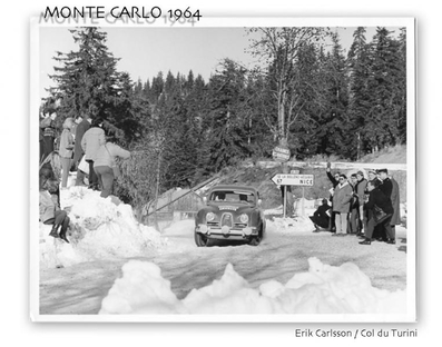 Erik Carlsson - Gunnar Palm
33º Rallye Automobile de Monte-Carlo 1964. Saab 96 Sport (P 44301). Clasificado 3º.

Del 18 al 21 de Enero, Monte Carlo.
Superficie: asfalto - nieve.

Se inscribieron 306 equipos, tomaron la salida 299, finalizaron 163.@
Palabras clave: Erik_Carlsson;Saab;Montecarlo;1964;Parque_Cerrado;nieve;Turini