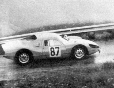 Jacques Rey - Jean-Pierre Hanrioud 
25º Coupe des Alpes 1964. Porsche 904 Carrera GTS (828 Z-3293). Clasificado 3º.

Del 22 al 27 de Junio, Marseille - Grenoble - Monte-Carlo.
Superficie: asfalto.

La prueba constaba 10 tramos cronometrados.
Incluyendo tramos de enlace y cronometrados tenía un total de 3412.00 km.

Tomaron la salida 73 Equipos, finalizaron 25.@
Palabras clave: Porsche;Alpes;1964