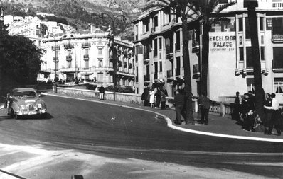 Pat Moss-Carlsson - Ursula Wirth
33º Rallye Automobile de Monte-Carlo 1964. Saab 96 Sport (P 44302). Clasificada 5ª y 1ª en Copa de Damas.

Del 18 al 21 de Enero, Monte Carlo.
Superficie: asfalto - nieve.

Se inscribieron 306 equipos, tomaron la salida 299, finalizaron 163.@
Palabras clave: Pat_Moss-Carlsson;Saab;Montecarlo;1964;Mujeres;Womens