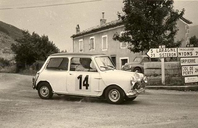 Charles Kimber - Michael Goddard
25º Coupe des Alpes 1964. Austin Cooper S. Clasificado 21º.

Del 22 al 27 de Junio, Marseille - Grenoble - Monte-Carlo.
Superficie: asfalto.

La prueba constaba 10 tramos cronometrados.
Incluyendo tramos de enlace y cronometrados tenía un total de 3412.00 km.

Tomaron la salida 73 Equipos, finalizaron 25.@
Palabras clave: Mini;Alpes;1964