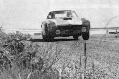 Jacques Lanners - Francois Ornstein
25º Coupe des Alpes 1964. Ferrari 250 GT. Abandonó, desconocemos el motivo.

Del 22 al 27 de Junio, Marseille - Grenoble - Monte-Carlo.
Superficie: asfalto.

La prueba constaba 10 tramos cronometrados.
Incluyendo tramos de enlace y cronometrados tenía un total de 3412.00 km.

Tomaron la salida 73 Equipos, finalizaron 25.@
Palabras clave: Ferrari;Alpes;1964