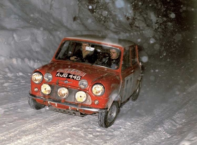 Timo Mäkinen - Paul Easter
34º Rallye Automobile de Monte-Carlo 1965. Mini Cooper S 1275 (AJB 44B). Clasificado 1º.

Del 16 al 25 de Enero, Monte-Carlo.
Superficie: asfalto - nieve.

Se inscribieron 275 equipos, tomaron la salida 237, finalizaron 35.@
Palabras clave: Timo_Makinen;Paul_Easter;Montecarlo;Mini;1965;nieve