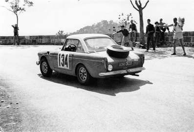 J.J.Thuner - J.Gretener 
26º Rally Coupe del Alpes 1965, Triumph Spitfire, Clasificado 2º, dentro de los Sport and Prototype Class@
Palabras clave: Triumph;Alpes;1965