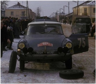 Asistencia en el 34º Rallye Automà²bile de Monte-Carlo
En el Citröen DS 19 (7228 NC75) de Robert Neyret - J. Terramorsi, clasificado 7º.

Del 16 al 25 de Enero, Monte-Carlo.
Superficie: asfalto - nieve.

Se inscribieron 275 equipos, tomaron la salida 237, finalizaron 35.@
Palabras clave: Robert_Neyret;J-Terramorsi;Citroen;DS;Montecarlo;1965;Asistencias