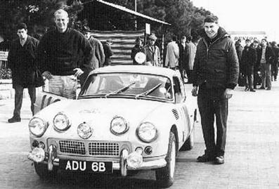 Rob Slotemaker - Alan Taylor
34º Rallye Automobile de Monte-Carlo 1965. Triumph Spitfire (ADU 6B). Clasificado 14º.

Del 16 al 25 de Enero, Monte-Carlo.
Superficie: asfalto - nieve.

Se inscribieron 275 equipos, tomaron la salida 237, finalizaron 35.@
Palabras clave: Triumph;Montecarlo;1965;Personajes