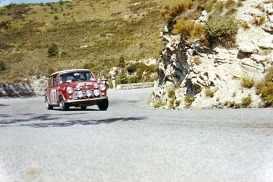 Rauno August Aaltonen/Tony Ambrose
26º Rally Coupe del Alpes 1965, Mini Cooper 1275 S, Clasificado 14º, dentro de los Touring Class@
Palabras clave: Mini;Alpes;1965