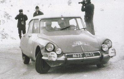 Pauli Toivonen - Ensio Mikkander
35º Rallye Automobile de Monte-Carlo 1966. Citroën DS 21 (3427 HP 75). Clasificado 1º.

Del 14 al 20 de Enero, Monte-Carlo.
Superficie: asfalto - nieve.

119 equipos completaron el rally en su totalidad.
A partir de la posición 120, los equipos no se clasificaron para el tramo final, pero fueron clasificados oficialmente.

Tomaron la salida 322 equipos, finalizaron 184.
@
Palabras clave: Pauli_Toivonen;Citroen;DS;Montecarlo;1966;nieve