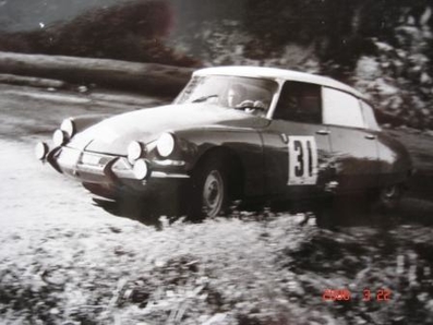 Robert Neyret - Jacques Terramorsi
27º Rally Alpine Cup 1966, Citröen DS 21, Clasificado 10º@
Palabras clave: Citroen;Alpes;1966