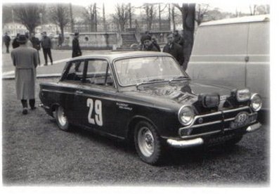 Bo Ljungfeld - B. Rehnfeldt
35º Rallye Automobile de Monte-Carlo 1966. Ford Cortina Lotus MK1 (NNO 822C). Clasificado 33º.

Del 14 al 20 de Enero, Monte-Carlo.
Superficie: asfalto - nieve.

119 equipos completaron el rally en su totalidad.
A partir de la posición 120, los equipos no se clasificaron para el tramo final, pero fueron clasificados oficialmente.

Tomaron la salida 322 equipos, finalizaron 184.
@
Palabras clave: Ford;Cortina;Montecarlo;1966