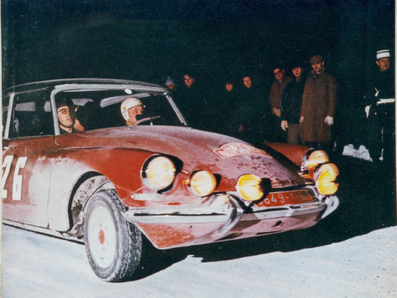 Salvador Fabregas Bas - Clery
35º Rallye Automobile de Monte-Carlo 1966. Citröen DS 21. Clasificado 50º.

Del 14 al 20 de Enero, Monte-Carlo.
Superficie: asfalto - nieve.

119 equipos completaron el rally en su totalidad.
A partir de la posición 120, los equipos no se clasificaron para el tramo final, pero fueron clasificados oficialmente.

Tomaron la salida 322 equipos, finalizaron 184.
@
Palabras clave: Citroen;DS;Montecarlo;1966